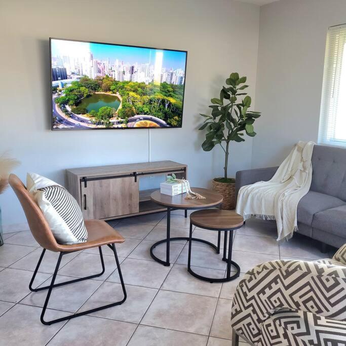 Airporthouse Apartment ดาเนียบีช ภายนอก รูปภาพ